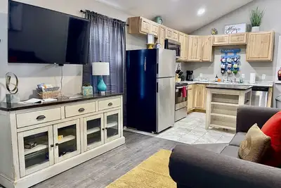 Rejuvenation Station - 2br 1ba - Close to Tech