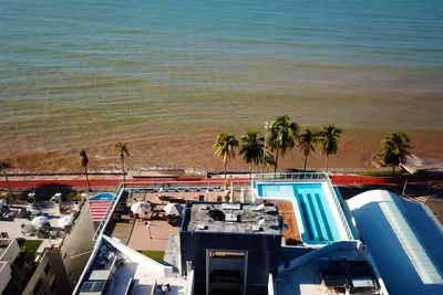 Image de Flat with beautiful view facing the sea