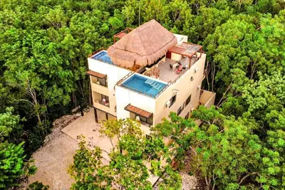 Image de Villa in jungle for friends and family groups in Tulum with 2 pools