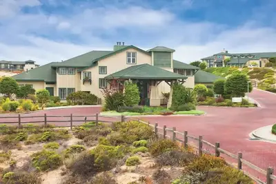 Image de Marina Dunes 2 Bedroom Condo\n