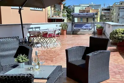 Image de Mapi House, your home just steps from Metro B1