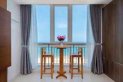 Image de Căn hộ đối diện bãi tắm