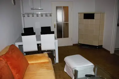Image de Cozy 2-room apartment between main station and Aalto-Theater with small balcony. Balcony i