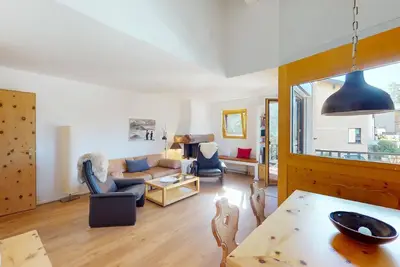 Duplex apartment located above the village of Pontresina with dream view.