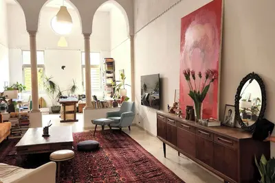 Image de Authentic and Bohemian! Theres no place like home! Best location imaginable
