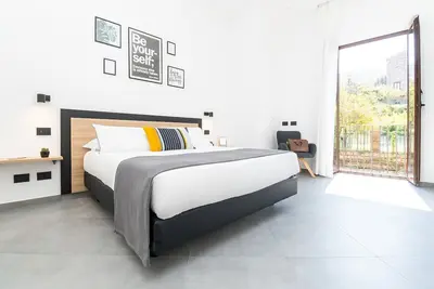 Image de Rentals in Italy - Apartment Vittoria  5-minute walk from the center of Sorrento