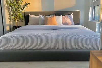 Image de Cozy Condo in the Heart of Toronto!