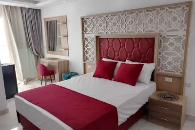 Image de A comfy chalet in Horgada directly on the beach with an Aquapark!