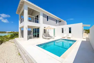 Image de Tropical Waterfront Cooper Jack Bay Villa