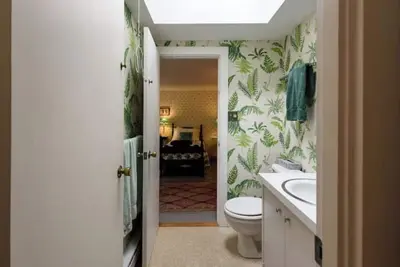 Image de Glamorous Chilmark Home w/ Ocean Views & Pool, Brand new deck, Refurbished bthrm