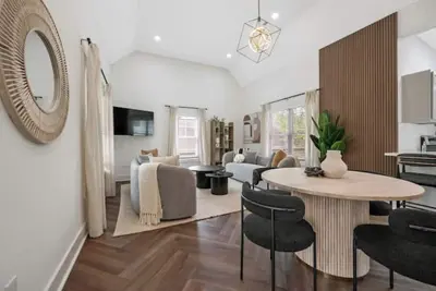 Image de 2mins Duke U Japandi Gem: Flex Office-Lounge