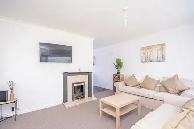 Image de Spacious - Sleeps 7 - Pantry & Fridge Essentials - Contractors - Leisure