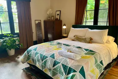 Image de Fiddlers Green Lake Home