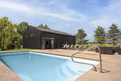 Image de The Cozy Oak, 7 beds 4. 5 baths and Heated inground Pool