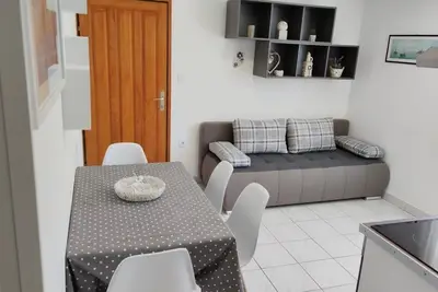 Image de Appartement d'une chambre avec le balcon et la vue sur le mer Milna, Vis (A-21183-c)