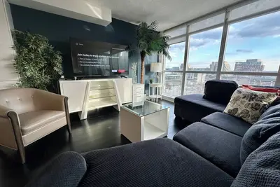 Image de Luxury 2 bedroom with Lake View