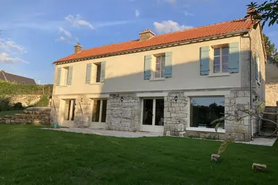 Image de Maison de village charmante avec jardin et terrasse, proche de Soissons, idéale familles et animaux acceptés