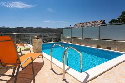 Image de Maison de vacances Srinjine pour 1 - 8 personnes avec 4 chambres Ă coucher - Maison de vacances