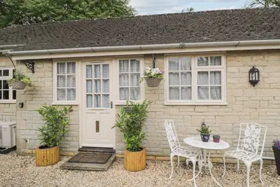 Image de Paddock Cottage, pet friendly, with a garden in Crudwell