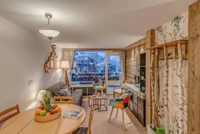 Image de 4ème étage, balcon, télévision, casier à ski, 39m², Tignes