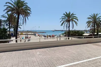 Image de Appartement à deux pas de la mer et du centre. Modernité et tranquillité réunies