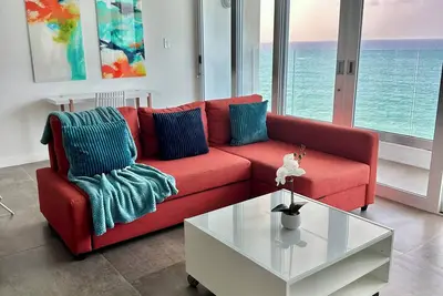 Image de Beachfront Condo Great for Remote Workers