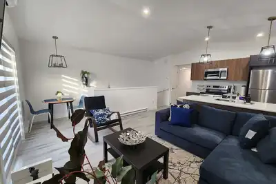 Image de Own a Slice of Heaven at this Incredible Peace Plaza, Where Memories Are Made!