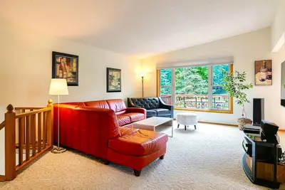 Image de 3 Bed House in quiet area/near Downtown Minneapolis/Moa/Msp airport/private host