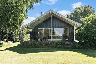 Image de Bright and cozy summer house with sea view