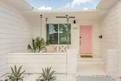 Image de The River House Miami Your Bachelortte, Event, Or Photoshoot Destination! ! \n