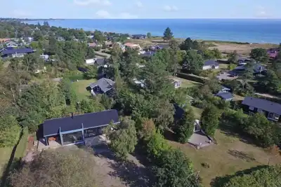 Image de \"Yukon\" - 150m from the sea by Interhome