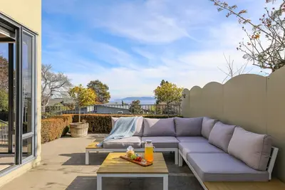 Image de Base: 6 Extra: $40<br>6a Kurupae Road