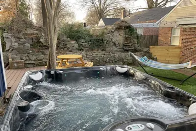 Image de The Glen: An Adventure in Memphis