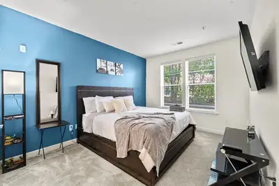 Image de D. C. Metro Retreat Stps to Metro Lxy Apt w/ Soakin Tub, Pet Welcomed! Nr Dca/Iad