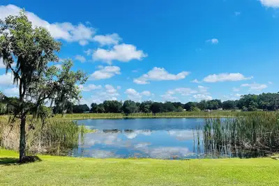 Image de 1920 Lake House Bungalow