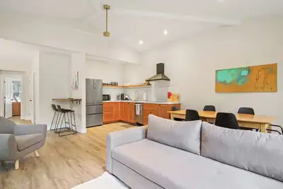 Image de Luxury Suite | Walk to Commons | Free Parking | Ny