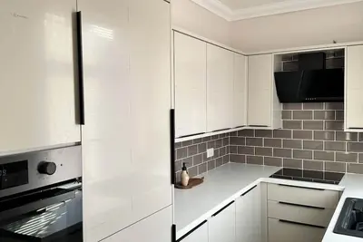 Image de Luxury Town Centre Home, 1 Minute From the Train Station