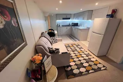 Image de Affordable Basement apartment