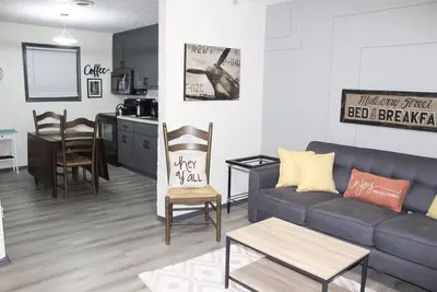 Image de Great Value for when you need a place to call home for a short period of time.