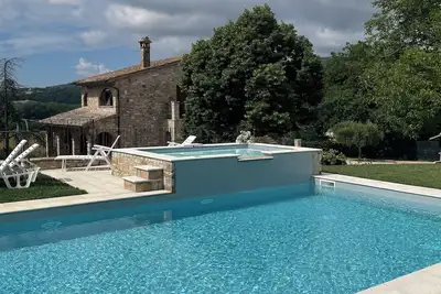 Image de Villa with swimming pool close to Todi surrounded by olive trees - Tiglio