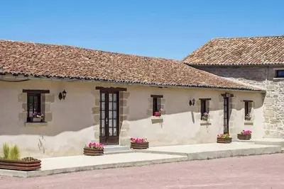 Image de Villa Bonnezeaux | Sleeps 4 | Manoir Les Touches