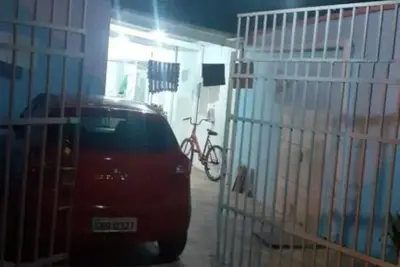 Image de Alugo Casa Na Praia Grande Próximo Ao Centro De Mongaguá Acomoda Ate 15 Pessoas