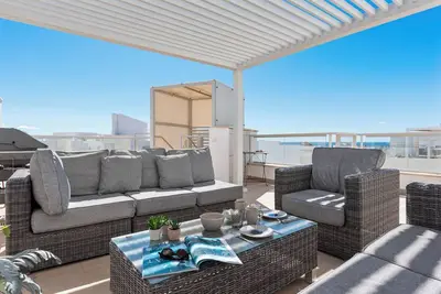 Modern apartment in San Pedro by Costarentals - M34