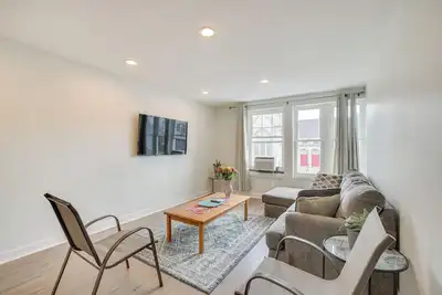 Image de Berwyn Apartment Rental ~ 11 Mi to Chicago!