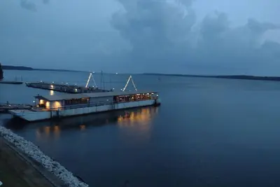 Image de Gorgeous Wheeler Lake Front Condo 1800 Sq ft 3bed/2bath sleeps 6-8 Monthly Rent