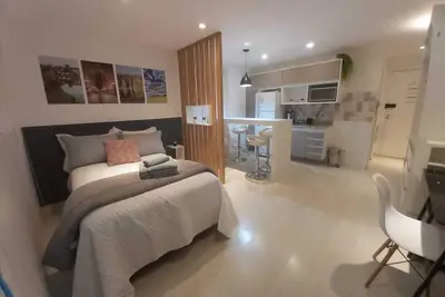 Image de Studio Apartamento Clube Piscina Aquecida e Academia no Centro Curitiba Mid Home