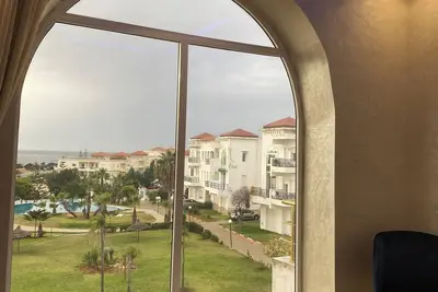 Image de Luxury condo overlooking the Ocean