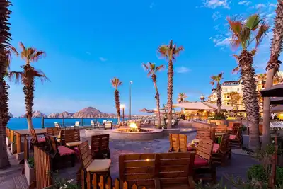 Image de Book Now to Celebrate Spring Break in this 4 Bd Oceanfront Penthouse