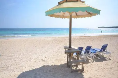 Image de Beachfront 4br Villa with Cook and private pool