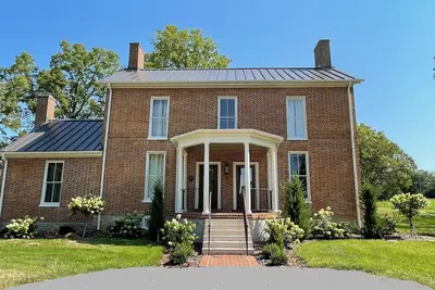 Image de Lexington, Kentucky  - Elmcrest Farm 3b/3b Home  - Opt. 1b/1b Separate Apt.